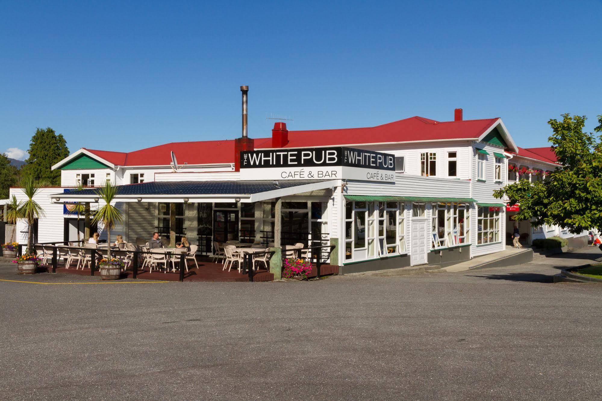 Heartland Hotel Fox Glacier Eksteriør billede